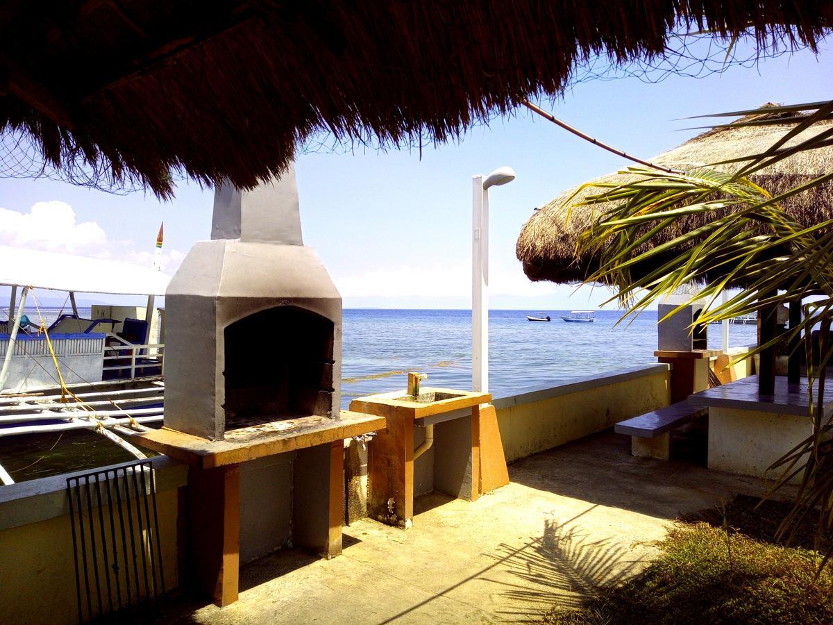 Ocean Bay Beach Resort Dalaguete Esterno foto