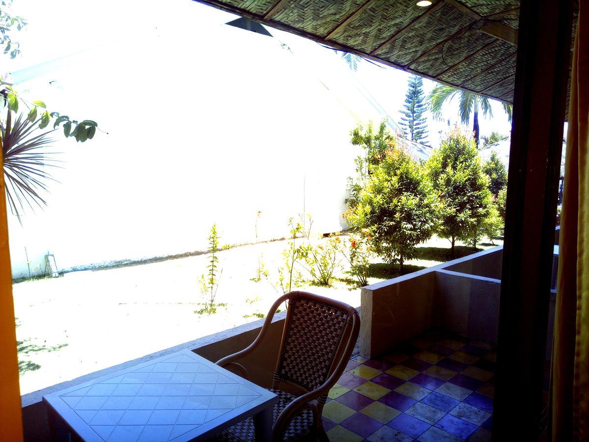Ocean Bay Beach Resort Dalaguete Esterno foto