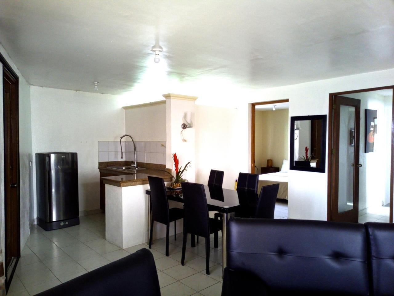 Ocean Bay Beach Resort Dalaguete Esterno foto