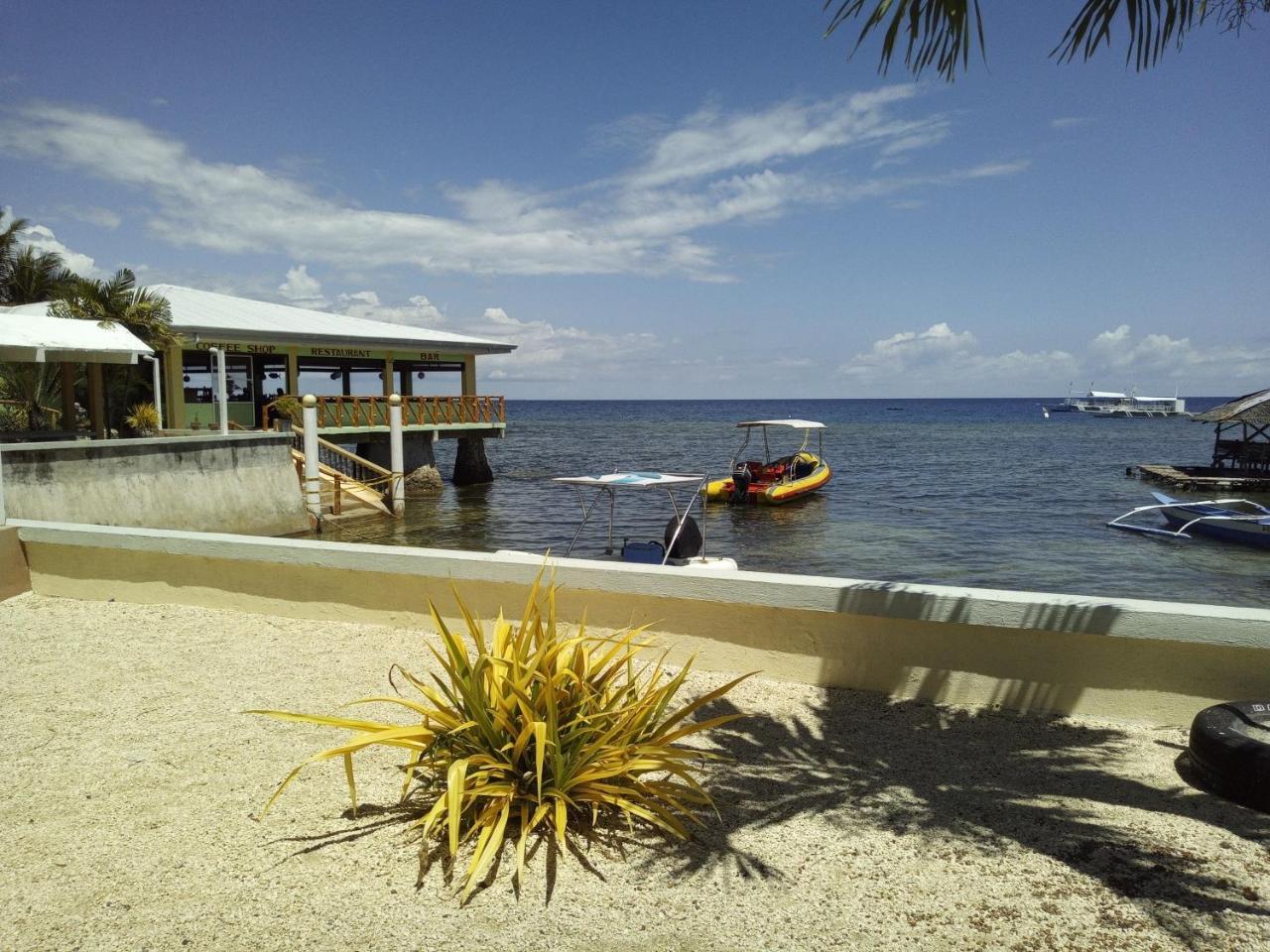 Ocean Bay Beach Resort Dalaguete Esterno foto